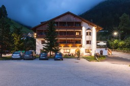 Hotel Alpin Haus