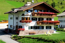 Apartment Johanna Wurdengeja