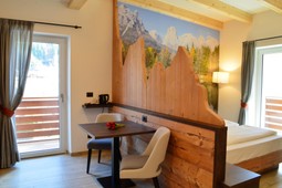 Aria Alpina Guest House