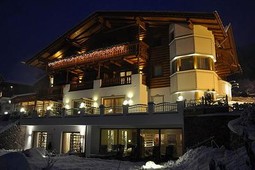 Garni-Hotel + Appartamenti Mirabel