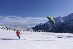 Nikite Snowkite School