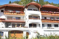 Garni + Ferienwohnungen Bellavista