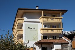 Garni-Hotel + Appartamenti Mir.es