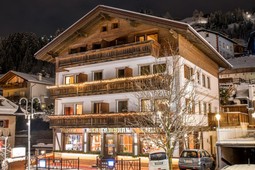 La Tambra Hotel Lodge & Residence