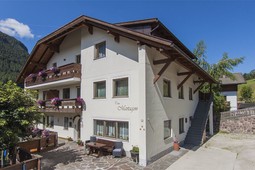 Camere + Appartamenti Martagon