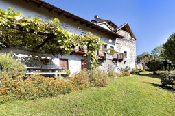 Holiday House Alpinone