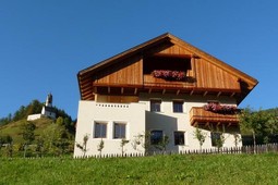 Apartment La Frünta