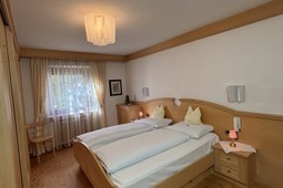 Garni + Ferienwohnungen Ciasa Nives