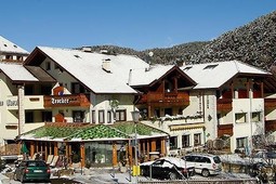 Garni + Residence Trocker