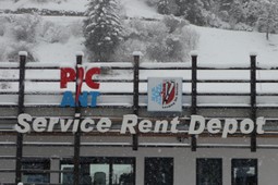 Ski rental Pic Ant