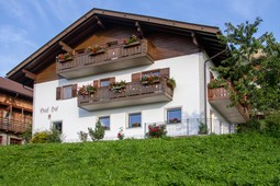 B&B + Appartamenti in agriturismo Grafhof