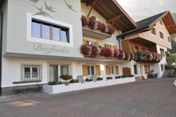 Apartments Bergfrieden
