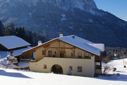 Ferienwohnungen auf dem Bauernhof Hof zu Fall