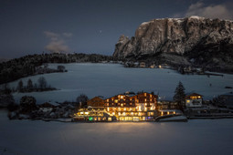 Hotel Emmy - five elements