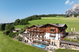 Hotel Emmy - five elements