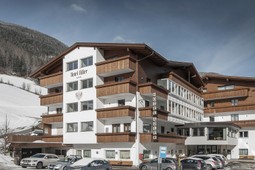 Aparthotel Adler
