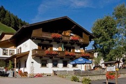 Pensione + Appartamenti Anna