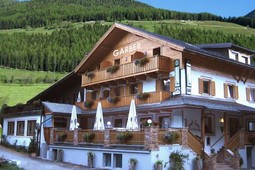 Hotel & Dependance Garber