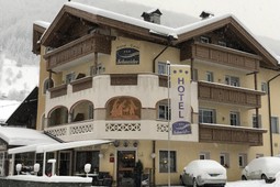 Hotel + Residence Schneider