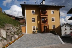 Apartments Cèsa Raggio di Sole