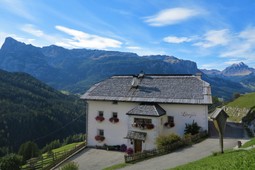 Ferienwohnungen auf dem Bauernhof Larjëi