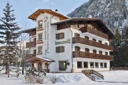 B&B-Hotel + Residence Cèsa Edelweiss