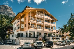 B&B-Hotel + Residence Larix