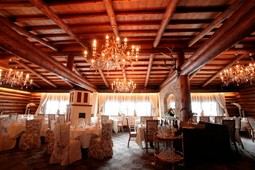 Restaurant and Pizza L'Medel