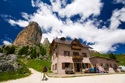 Berghütte mit Zimmern Cinque Torri