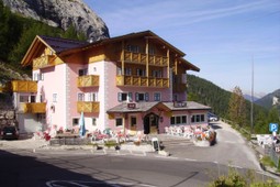 Rifugio-Hotel Dolomia