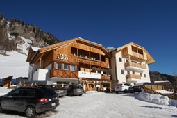Garni (B&B) + Apartments Sirio