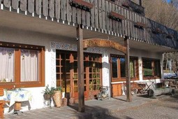 Hotel Ganzaie
