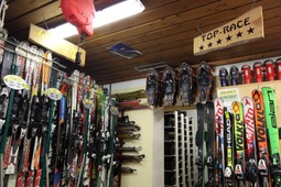 Skiverleih Ski Rent Pampeago