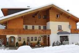 Gasthof (Small hotel) Jägerheim