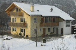 Ferienwohnungen auf dem Bauernhof Untersteinerhof