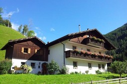 B&B + Apartments Grünfelder
