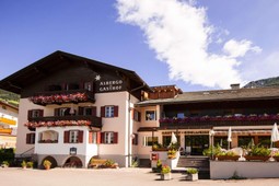 Hotel Fines