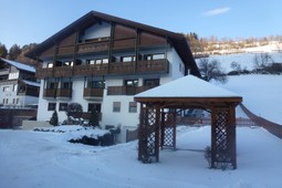 Garni + Ferienwohnungen Raschötzhof