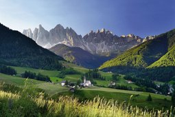 Associazione turistica Dolomiti Val di Funes