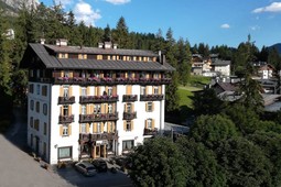 Hotel Majoni