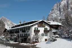 Hotel Menardi