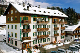 Hotel Serena Cortina