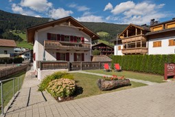Apartments Solea 1