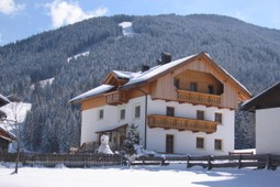 Ferienwohnungen auf dem Bauernhof Mangerhof