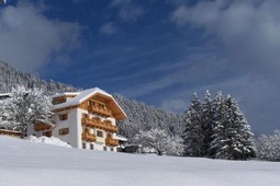 Rooms + Apartments Waldmeisterhof