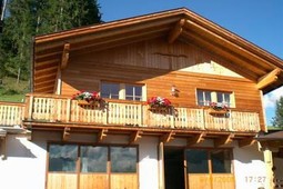 Farmhouse B&B + Apartments Oberstauder