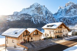 Ferienwohnungen La Villetta & Chalets 4 Sorus