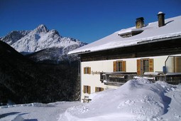 Farmhouse apartments Egorta