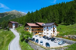 Hotel Cornelia