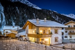 Ferienwohnungen Alpinchalet Ortler